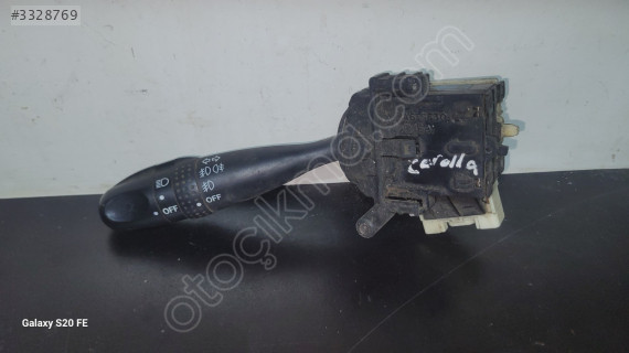 Toyota corolla sinyal kolu