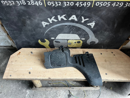 77008414316 Megane 1 Bagaj içi Sol Döşeme Orjinal Çıkma