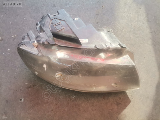 AUDİ A3 2005 MODEL SAĞ ÖN FAR ORİJİNAL ÇIKMA