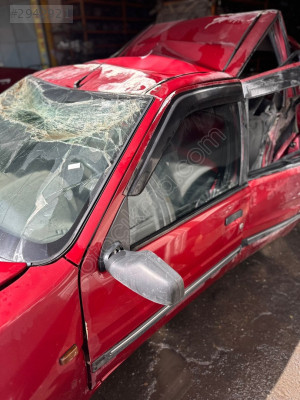 Kırmızı Peugeot 106 için Sol Ön Kapı - Oto Çıkma Parçala