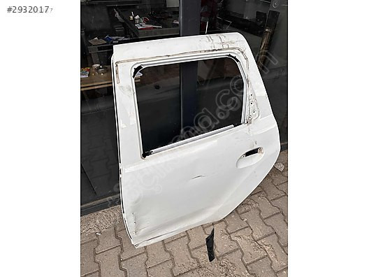 Dacia Duster sol arka kapı