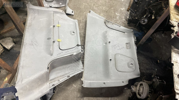 Renault scenic 1 bagaj sağ sol iç plastiği
