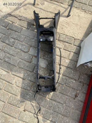 MERCEDES S SERİSİ ORTA KONSOL BAKALİTİ