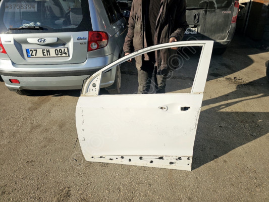 2014/2019 HYUNDAİ İ20 BEYAZ DODİKLİ SOL ÖN KAPI ORJINAL LOKALLIK