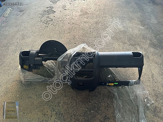 OPEL COMBO C TORPİDO GÖĞÜS BOŞ ÇIKMA ORJİNAL GM