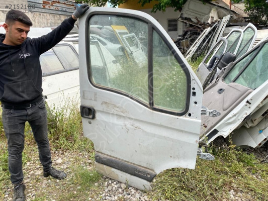 RENAULT MASTER SAĞ ÖN KAPI 3.ÜRÜN 1998-2006 MODEL ORJİNAL