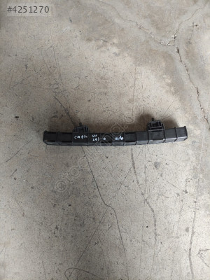 82270861 R Captur Pilastik