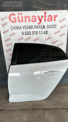 RENAULT MEGANE 4 SOL ARKA KAPI