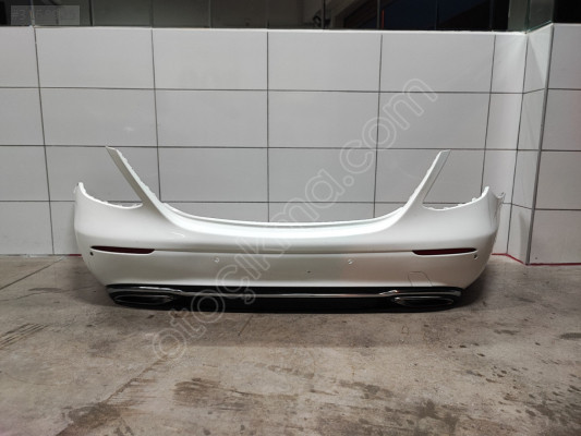 MERCEDES W205 C SERISI AMG ARKA TAMPON SETİ EGZOZ UCU DAHİL