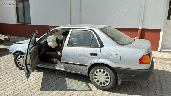 2001 toyota corolla Sol Ön Kapı