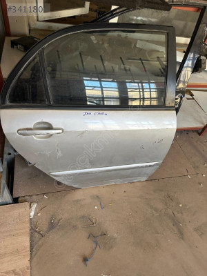 2006 TOYOTA COROLLA ÇIKMA ORJINAL  SAĞ ARKA KAPI