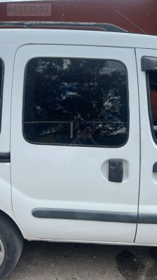 Renault Kango sağ sürgülü kapı dolu hatasız