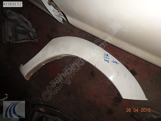 TOYOTA HILUX 2014 ÇIKMA SAĞ ÖN ÇAMURLUK ÜSTÜ PLASTİĞİ