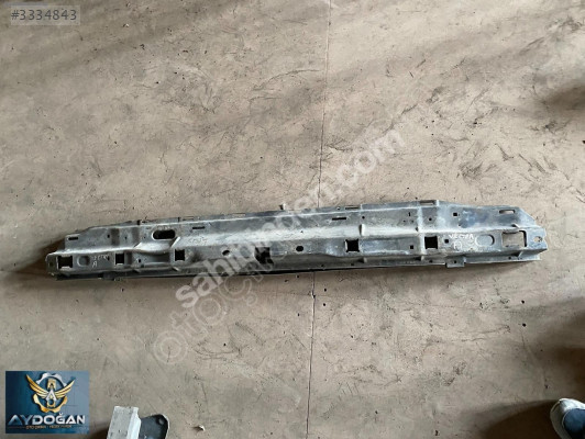 OTO CEM'DEN ÇIKMA OPEL VECTRA A ARKA TAMPON DEMİRİ