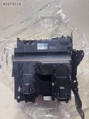 PEUGEOT 3008 BGA KUTUSU 9675350380
