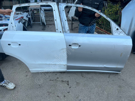 Audi Q5 ön sağ arka kapı çıkma Orjınal