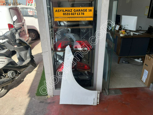 W204 C SERİSİ  SAĞ ÖN ÇAMURLUK ORJİNAL