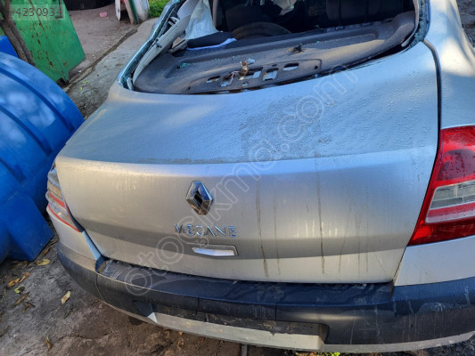Megane 2 bagaj kapağı hatasız orjinal
