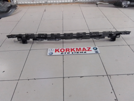 MERCEDES C KASA W205 AMG ÖN İÇ TAMPON BRAKETI