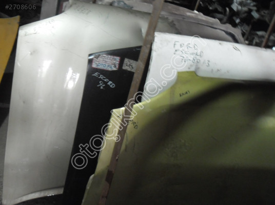 FORD ESCORT 1994 METALİK KAPUT
