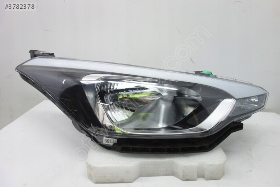 15-19 hyundai İ20 sağ ön far 92102-C8000