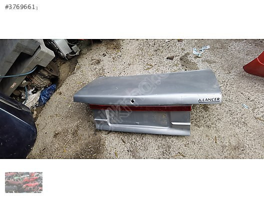 MİTSUBİSHİ LANCER GLX BAGAJ KAPAĞI