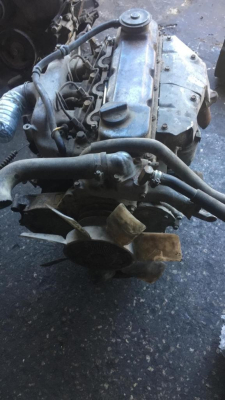 NİSSAN PİCKUP D22 ÇIKMA ORJİNAL MOTOR                  (XS808S25)