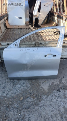 2019-25 FORD FOCUS SOL ÖN KAPI GRİ RENK ORJ ÇIKMA