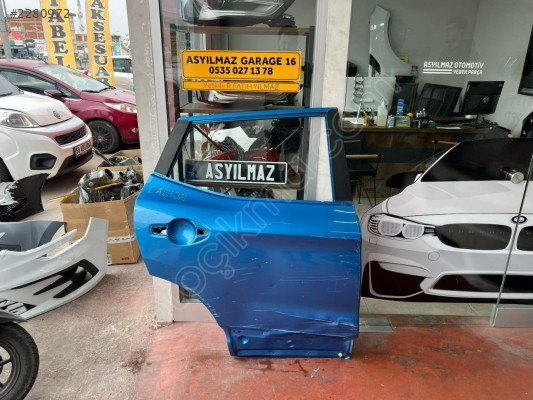 NİSSAN QASHQAİ SAĞ ARKA KAPI ORJİNAL