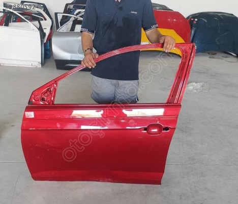 2020/2024 VW POLO KIRMIZI SOL ÖN KAPI ORJINAL LOKALLIK