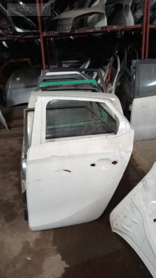 opel corsa sol arka kapı