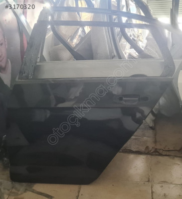 2013/2019 VW GOLF SİYAH SOL ARKA KAPI ORJINAL BOYASIZ