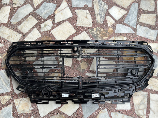 MERCEDES E SERİSİ W214 ÇIKMA ORJİNAL ÖN PANJUR BD2