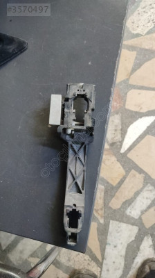 Çıkma Nissan Qashqai Sağ Ön Kapı Kolu Braketi-Orjinal Parça