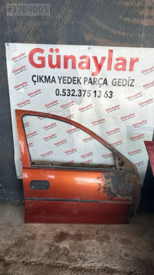 OPEL CORSA B SAĞ ÖN KAPI