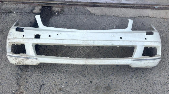 MERCEDES W204 ÖN TAMPON C SERİSİ