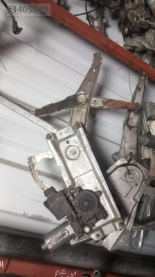 OPEL VECTRA B SOL ÖN CAM KRİKOSU. OTO ERKAN ÜNYE