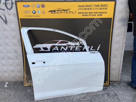 VOLKSWAGEN GOLF 7 SAĞ ÖN KAPI ÇIKMA
