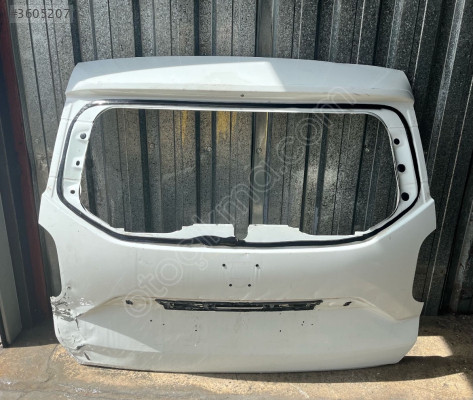 DACİA DUSTER BAGAJ KAPAĞI ORJİNAL ÇIKMA