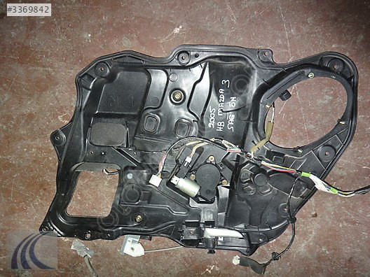 MAZDA 3 HB 2005 ÇIKMA SAĞ ÖN CAM MOTORU