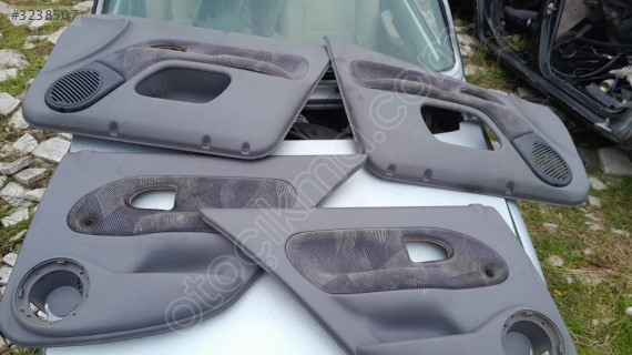 Renault Clio 2 takim kapi dosemesi çıkma
