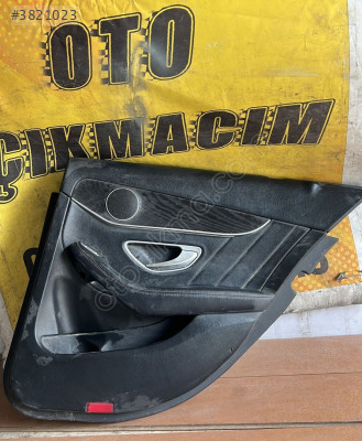 W205 Mercedes C Serisi Sağ Arka Kapı Döşemesi Çıkma Parça