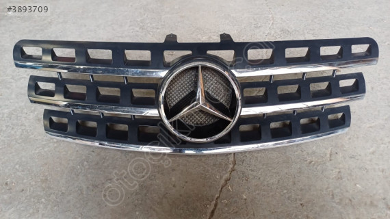 2009-2011 Mercedes ML W164 Ön Panjur (Makyajlı Tip)