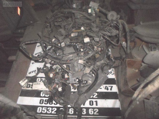 FORD TRANSİT YEDEK SU DEPOSU DEMİRİ