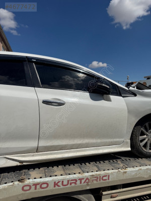 Honda Civic FD7 sağ ön kapı