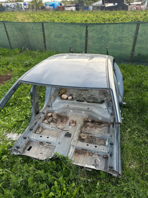 EGEA TAVAN ARKA HATASIZ ORJİNAL ÇIKMA PARÇAA