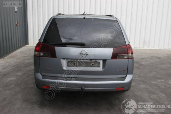 Vectra C station wagon bagaj kapağı.. hatasız boyasız