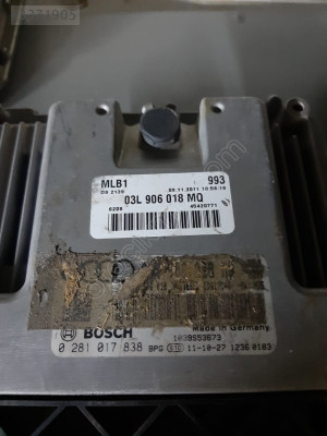 03L906018MQ-0281017838 AUDİ Q5 MOTOR BEYNİ