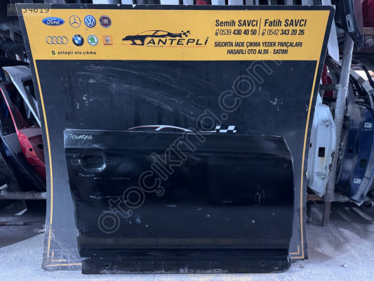 VOLKSWAGEN TOUAREG SAĞ ÖN KAPI ÇIKMA ORİJİNAL