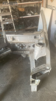 Nissan Micra Modeli İçin Sol Ön Çeyrek Parça